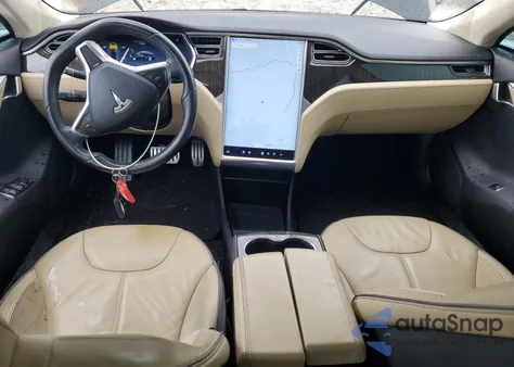 2013 Tesla Model S из США, поврежденный, VIN 5YJSA1CP2DFP11579
